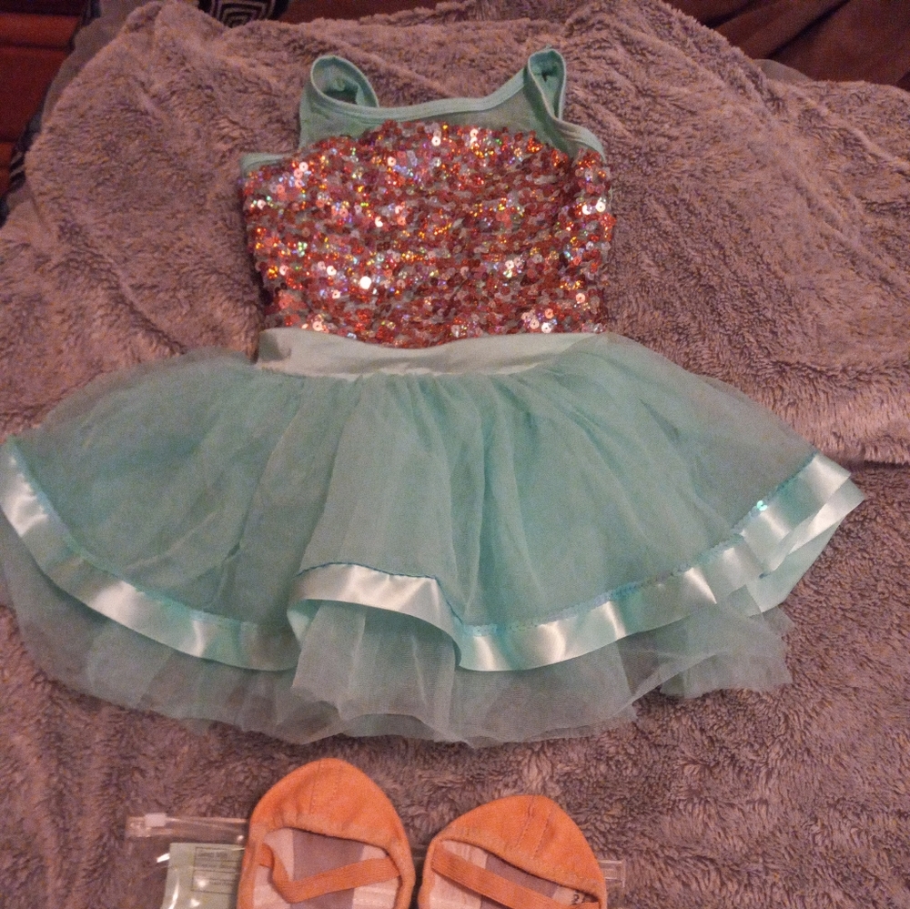 Girls size 6 dress and shoes
